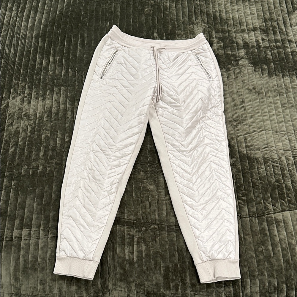 Athleta Quilted Joggers- tan/cream